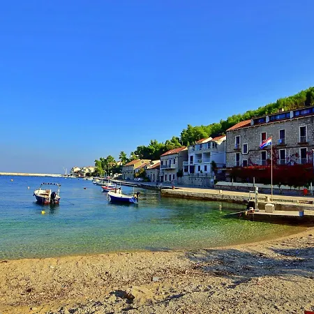 Borovina By Interhome