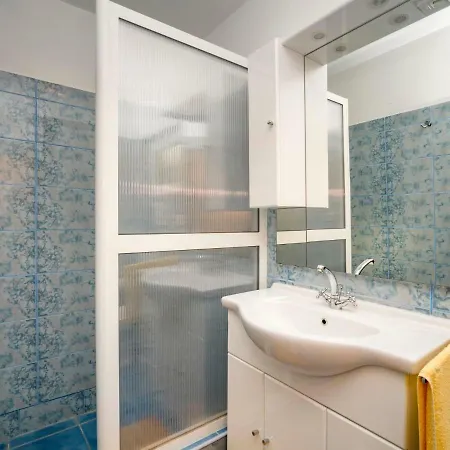 Borovina By Interhome Prigradica