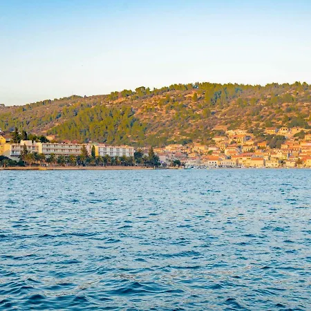 Borovina By Interhome