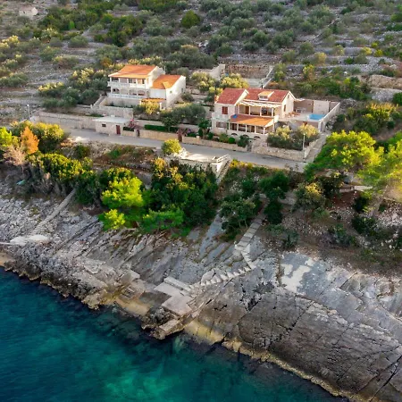 Borovina By Interhome