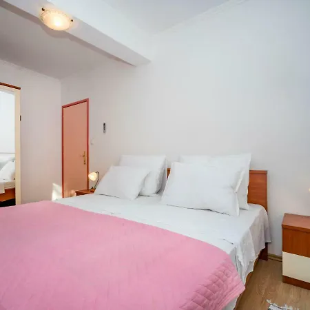 Borovina By Interhome בית נופש *