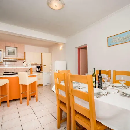 Borovina By Interhome