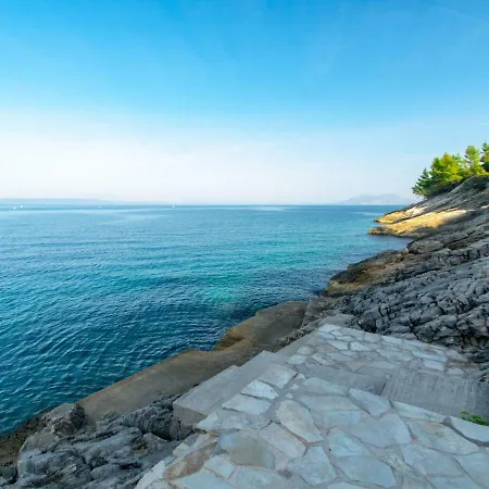 בית נופש Borovina By Interhome