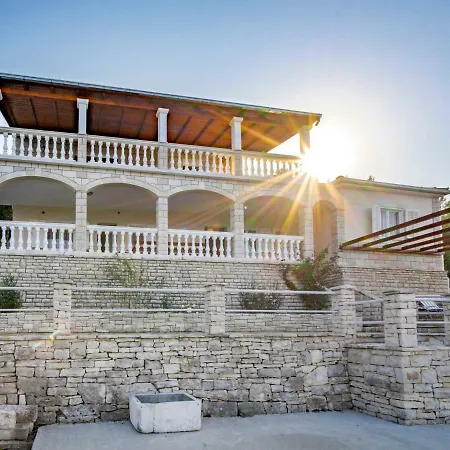 Borovina By Interhome Prigradica