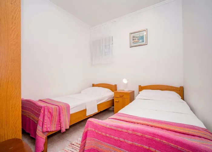 Borovina By Interhome