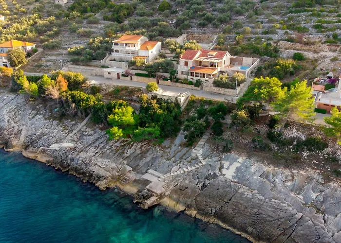 Borovina By Interhome